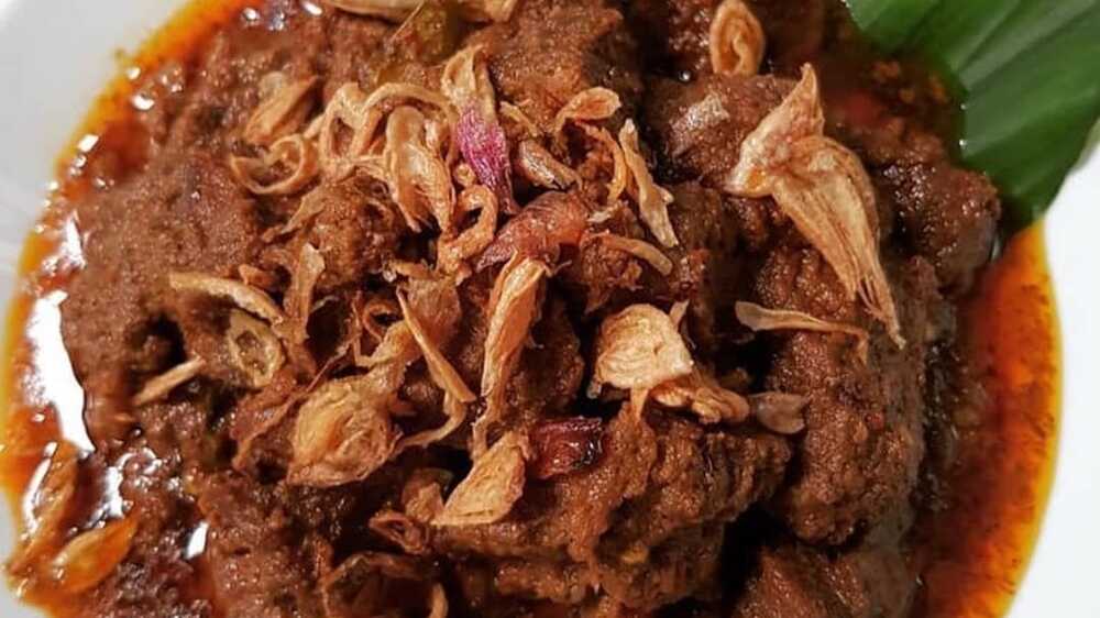 Rendang Daging Dapur Rean – Cita Rasa Khas Minang yang Mendunia
